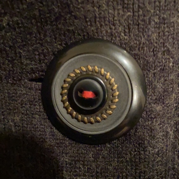 Icelandic Design Sweater - Picture 4 of 6